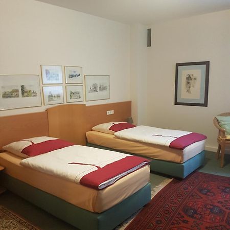 Gaestehaus Krefeld Uerdingen Экстерьер фото