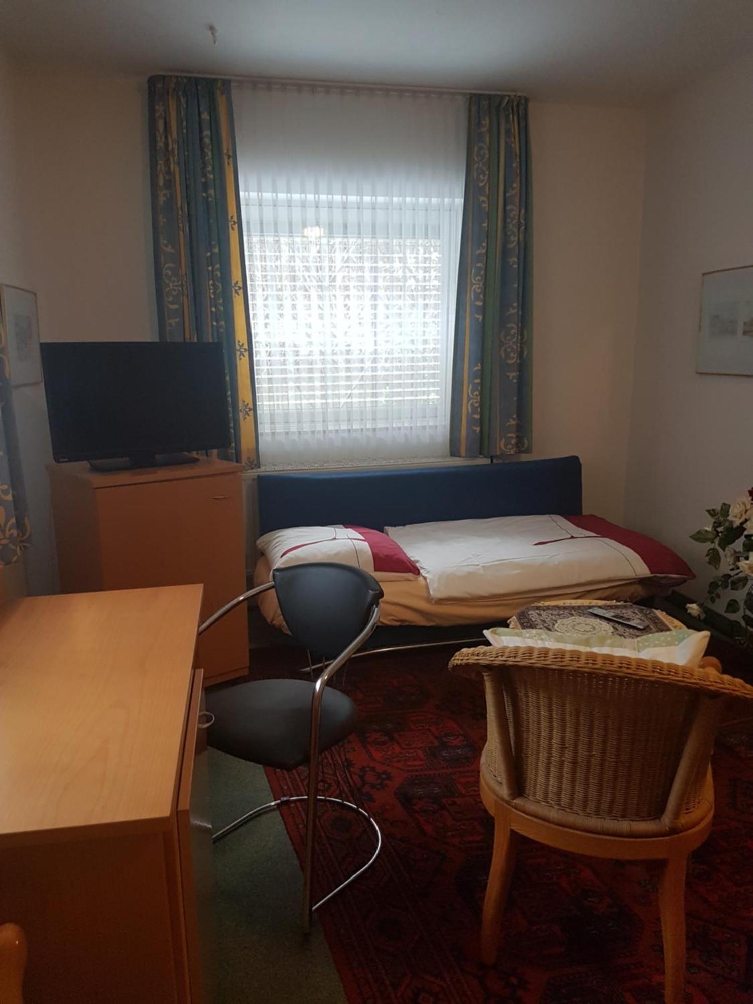 Gaestehaus Krefeld Uerdingen Экстерьер фото